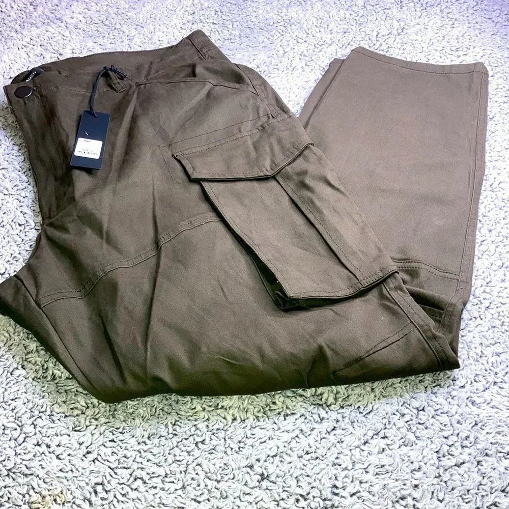 NWT FASHION NOVA 42 Unisex Summer Games Cargo Pants